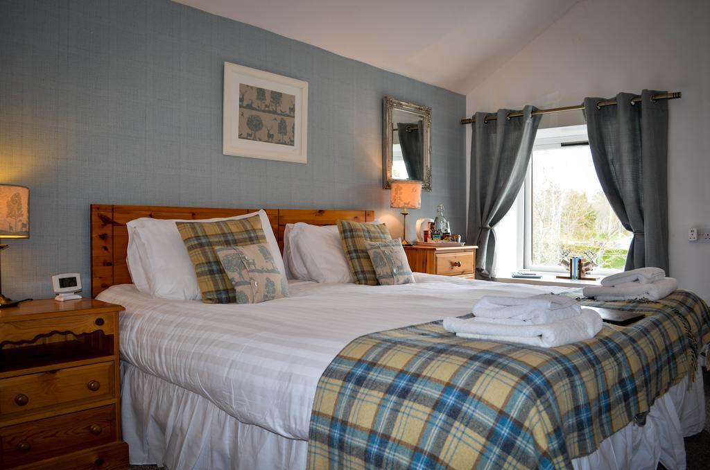 Ardlogie Guest House Авимор Екстериор снимка